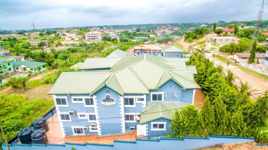 Grace Garden Hotel Sekondi-Takoradi Exterior foto